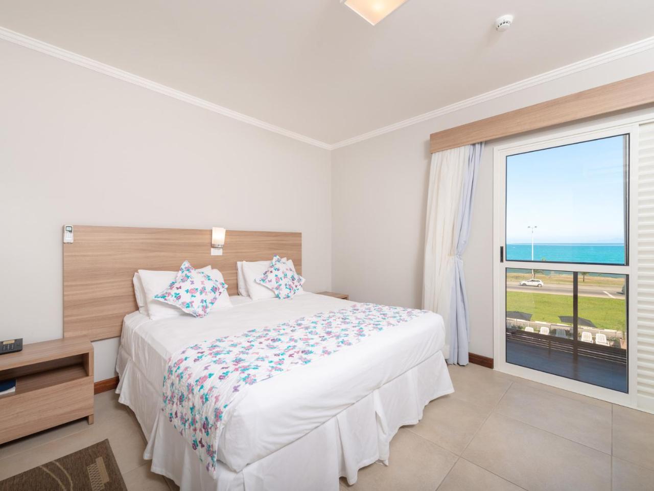 Hotel Costa Norte Massaguacu カラグァタトゥバ エクステリア 写真