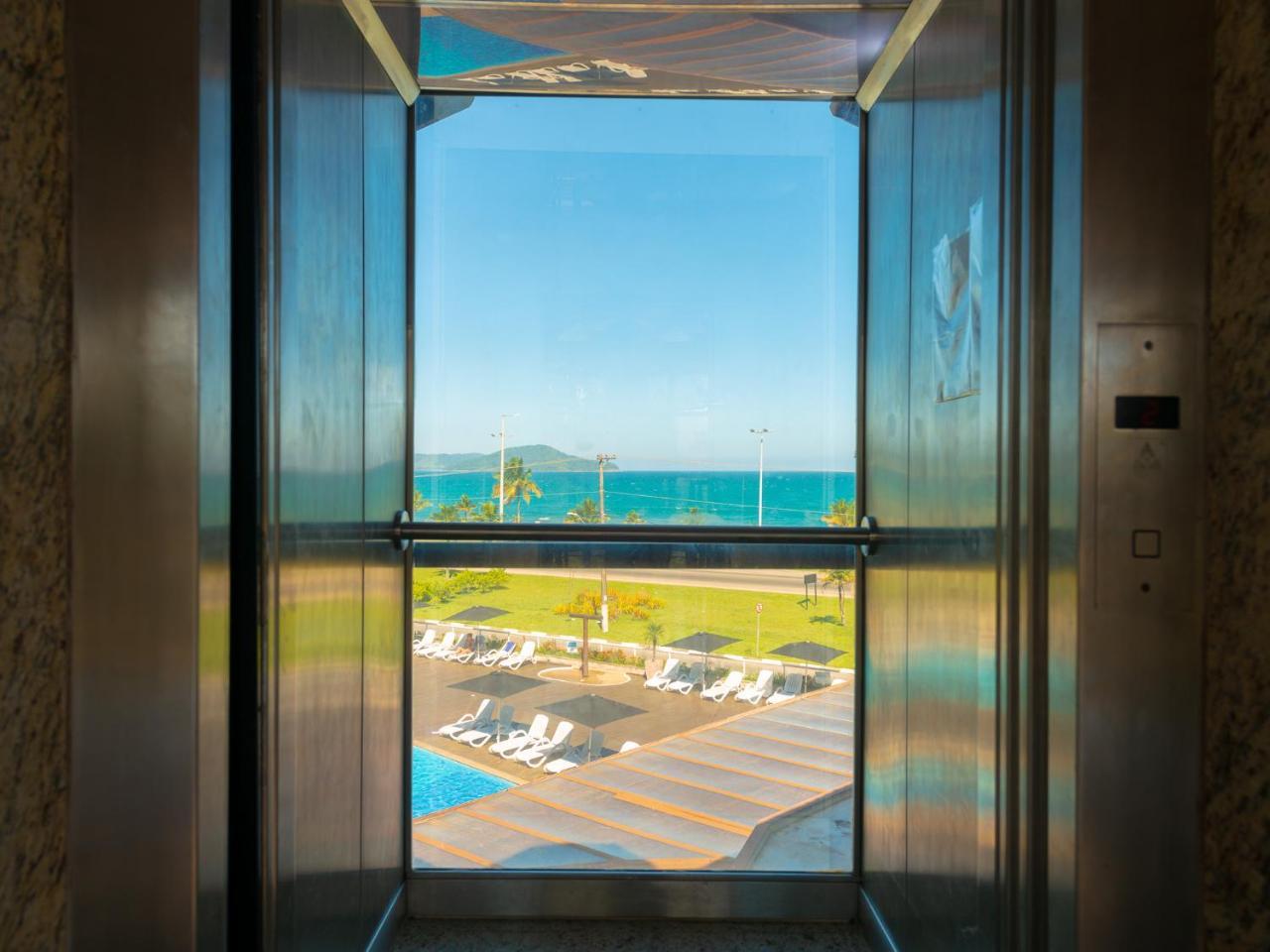 Hotel Costa Norte Massaguacu カラグァタトゥバ エクステリア 写真