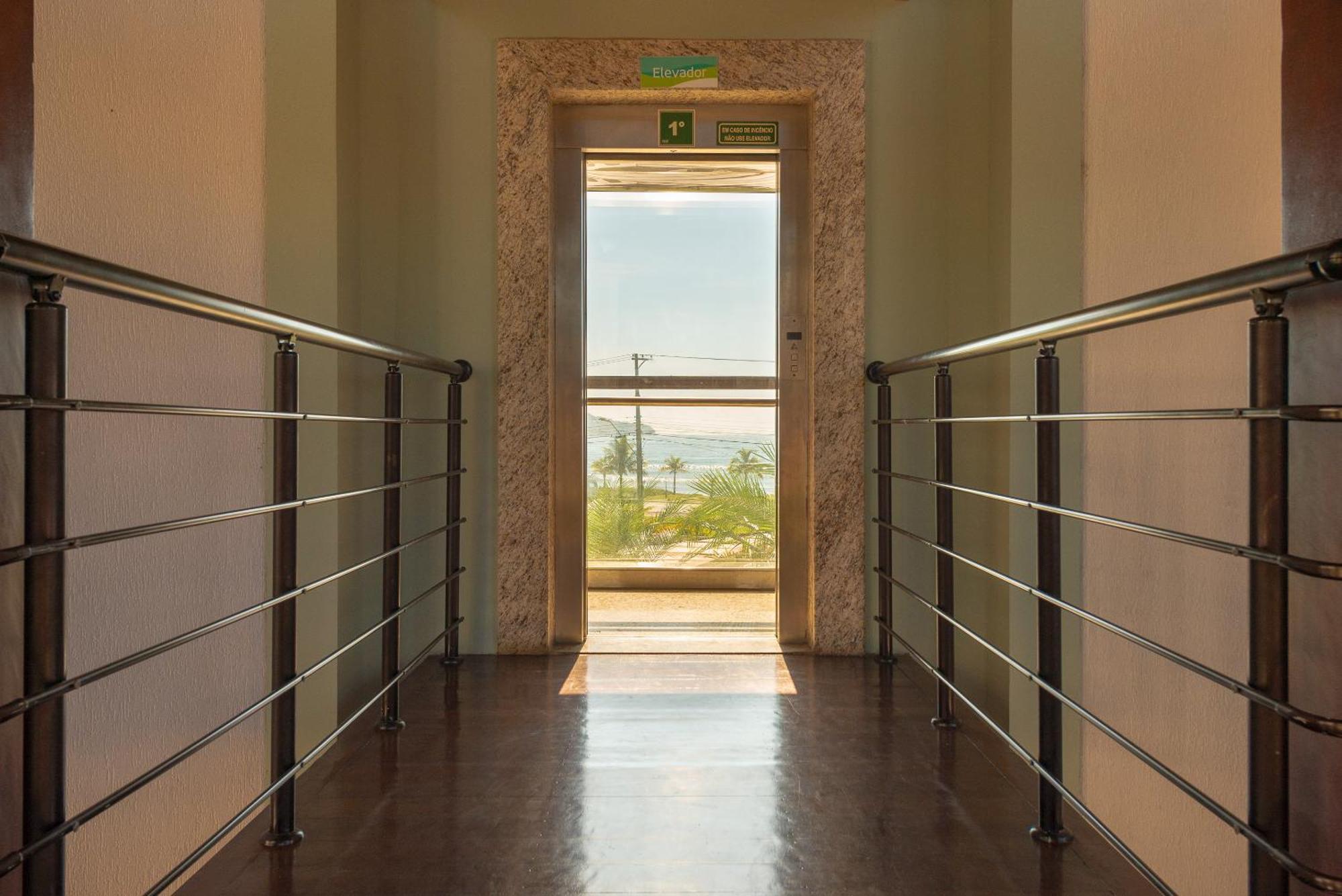 Hotel Costa Norte Massaguacu カラグァタトゥバ エクステリア 写真